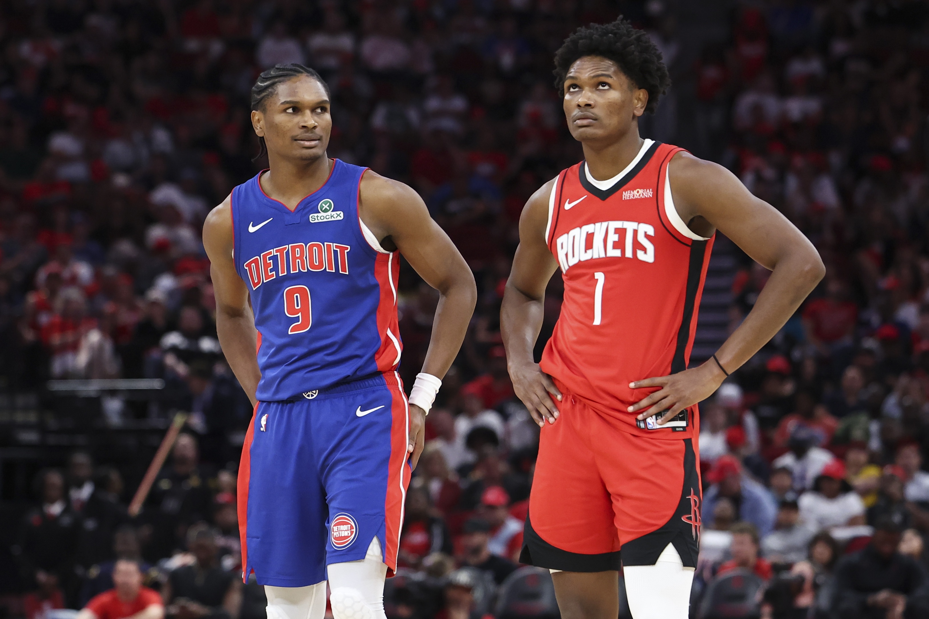 hth-双胞胎！奥萨尔：阿门年纪比我大但体重没有我重 他是我的小弟