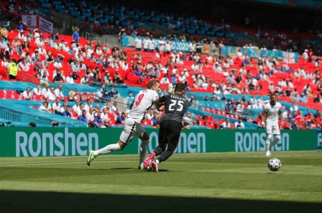 hth.com-佛系凯恩无精打采难觅进球 争金靴之路开局不顺